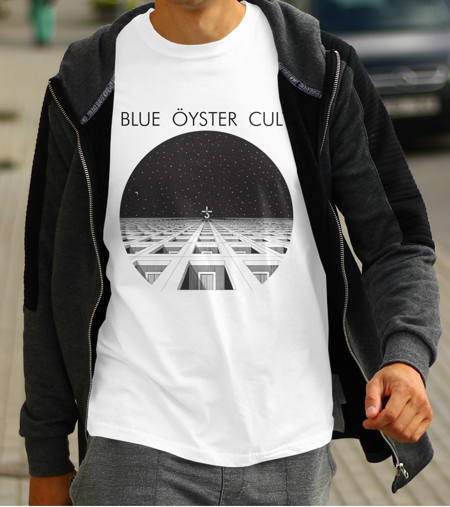 Blue Öyster Cult Alien Landscape Night Sky T-Shirt