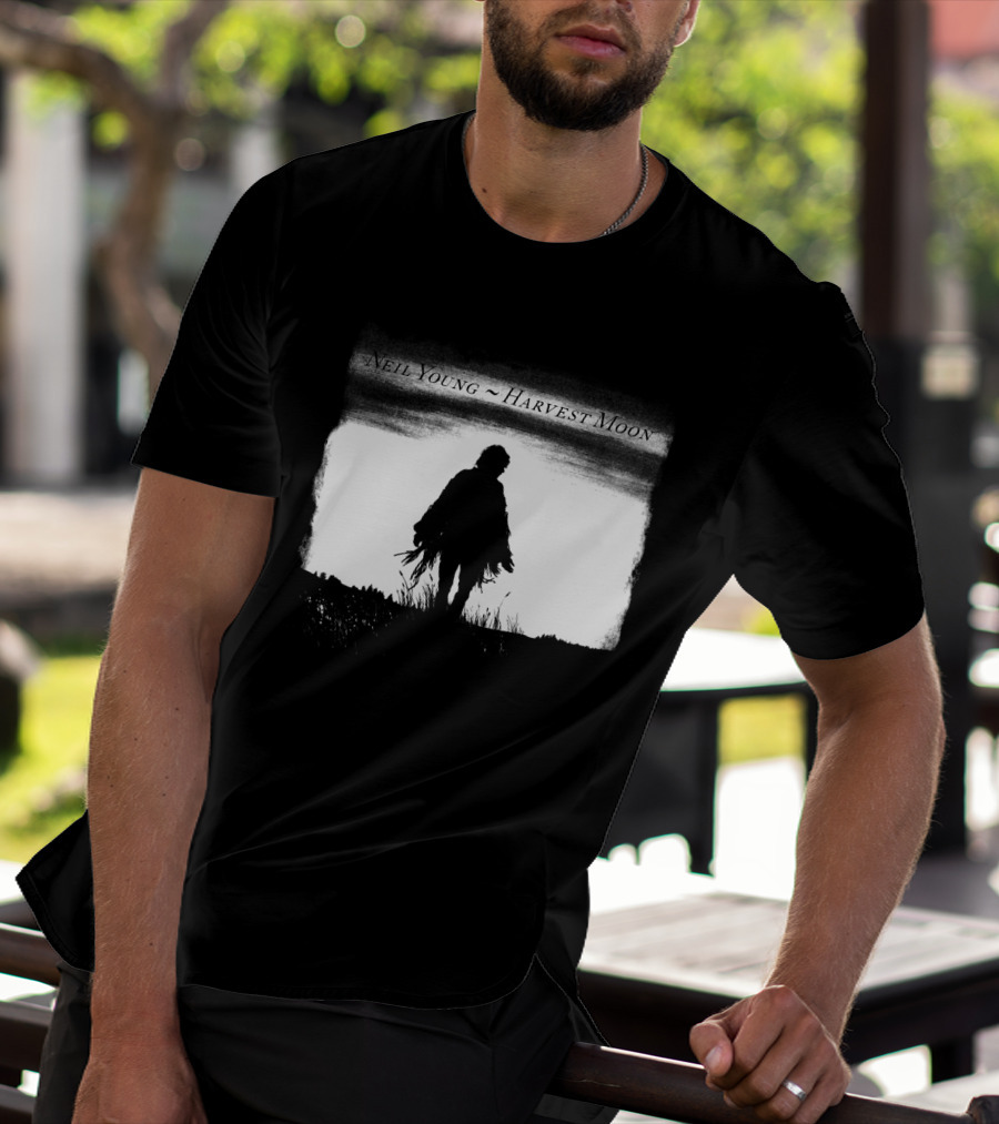 Neil Young Harvest Moon Silhouette Dark Horizon Scene T-Shirt