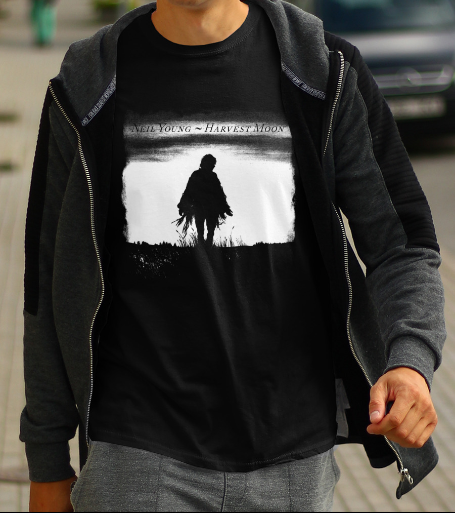 Neil Young Harvest Moon Silhouette Dark Horizon Scene T-Shirt