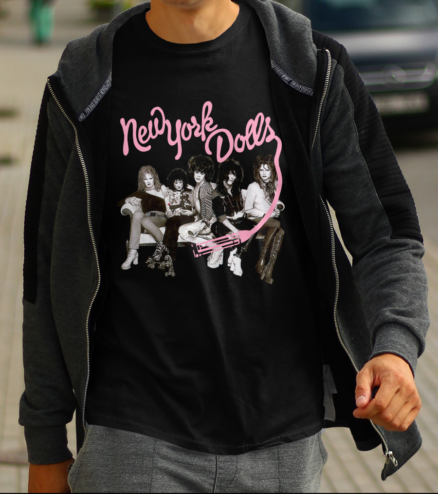 New York Dolls Band Pink Logo And Group Photo T-Shirt