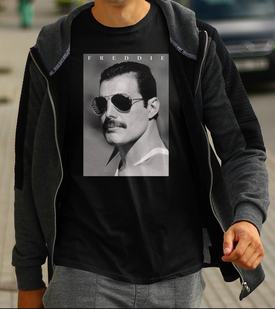 Freddie Mercury Sunglasses Portrait Iconic Style T-Shirt