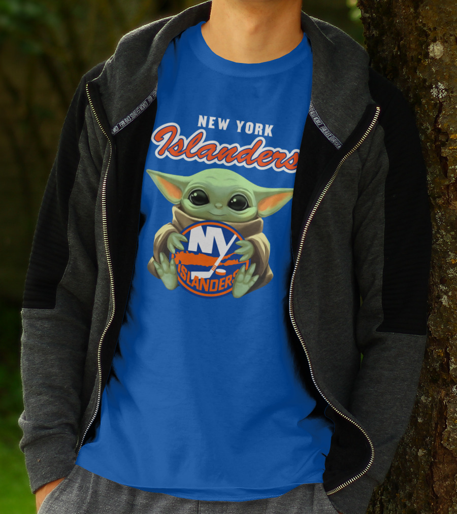 New York Islanders Baby Yoda Holding NY Islanders T-Shirt