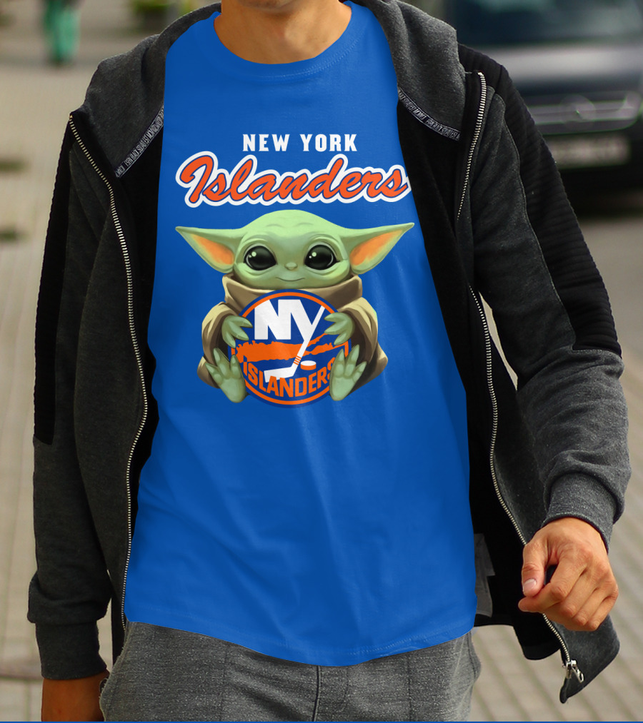 New York Islanders Baby Yoda Holding NY Islanders T-Shirt