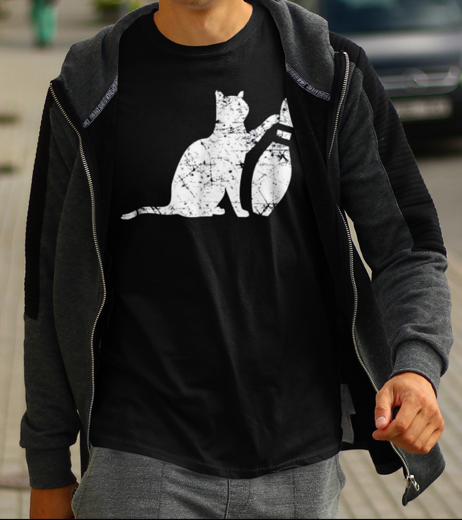 Ornery Alley Cat Tipping Bowling Pin Vintage T-Shirt