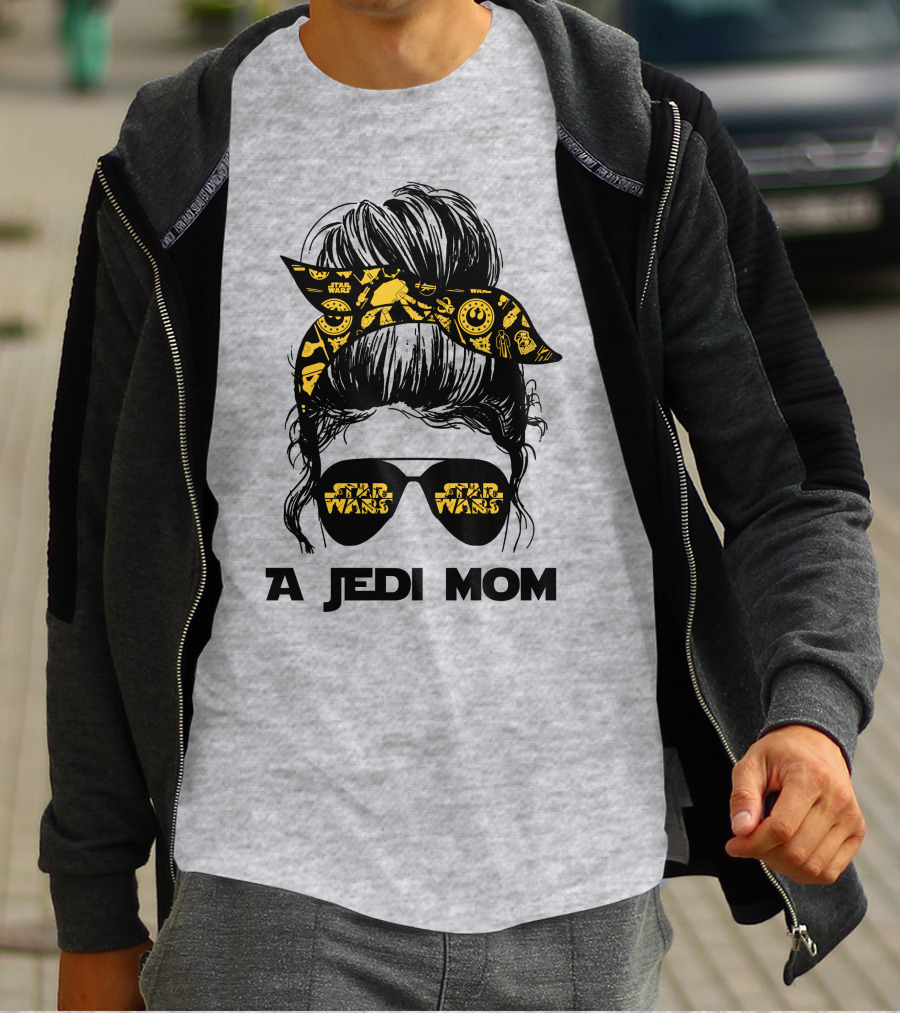 A Jedi Mom Star Wars T-Shirt