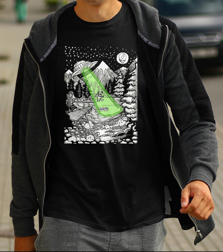 Space GD Abduction Scene With UFO And Astronaut In Forest T-Shirt