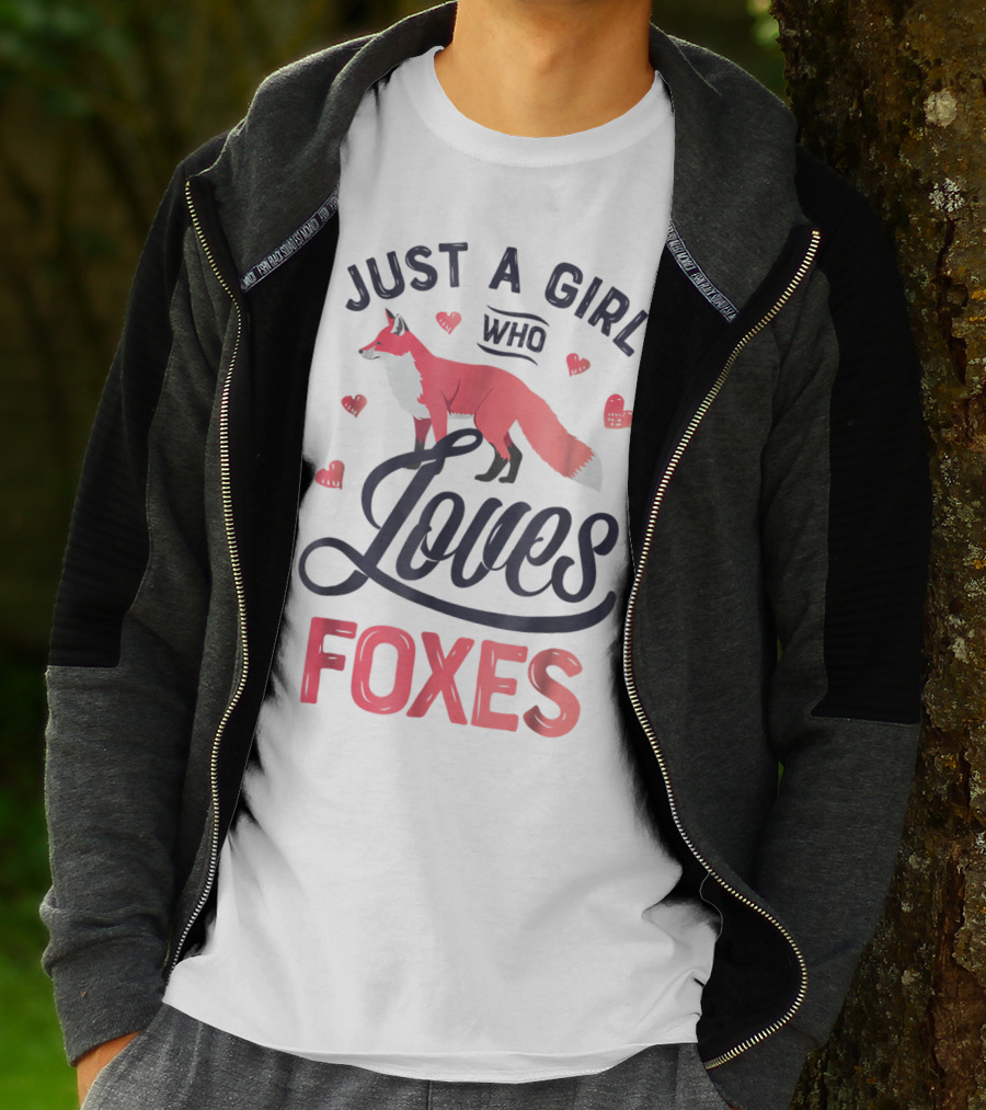 Just A Girl Who Loves Foxes With Heart Accents T-Shirt