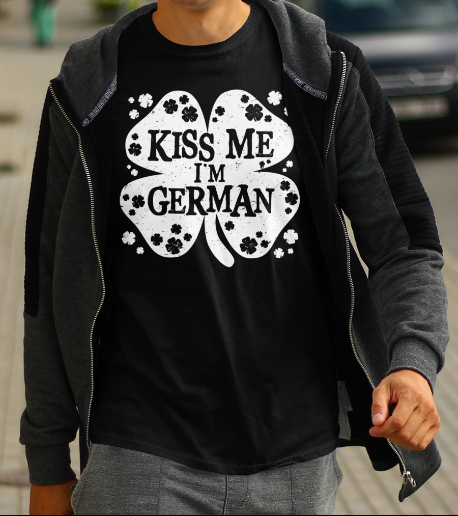 Kiss Me I'm German St Patricks Day Shamrock T-Shirt