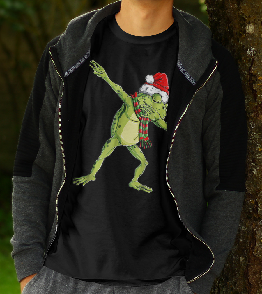 Christmas Dabbing Frog With Santa Hat And Scarf T-Shirt