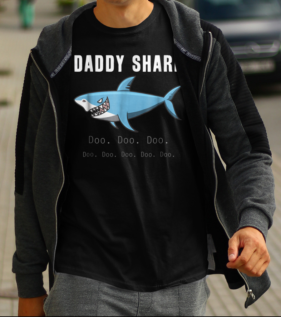 Daddy Shark Doo Doo Doo Funny Shark Family Dad T-Shirt
