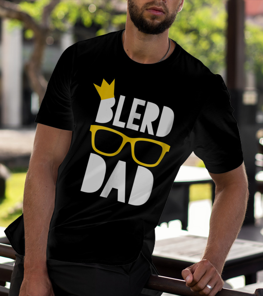 Blerd Dad Yellow Geeky Glasses Crown Black Nerd Dad T-Shirt