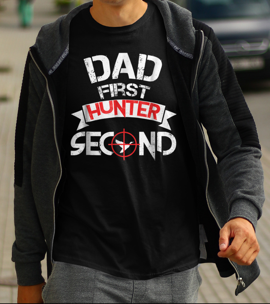 Dad First Hunter Second Duck Hunting Dad Idea15 T-Shirt