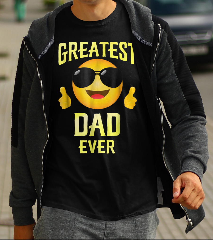 Fathers Day Greatest Dad Ever Emoji Thumbs Up Family68 T-Shirt
