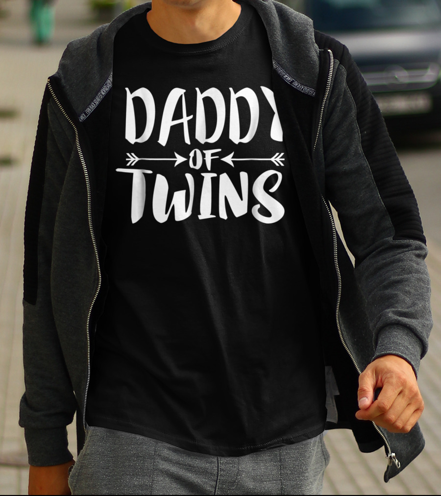 Daddy Of Twins New Dad Father Announcement T-Shirt