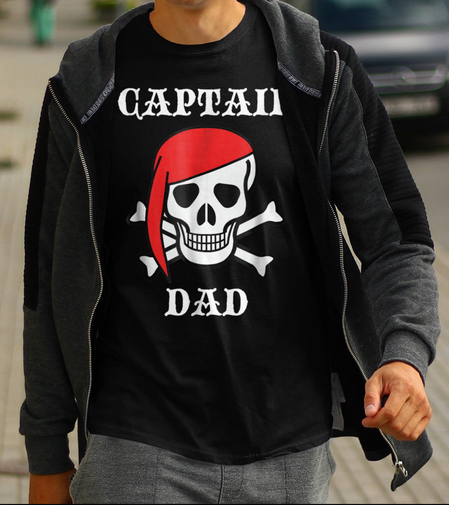 Captain Dad Skull Crossbones Red Bandana Pirate T-Shirt