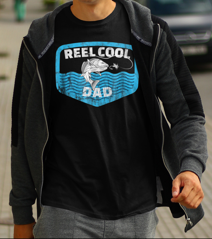 Reel Cool Dad Fathers Day Fishing Fish80 T-Shirt