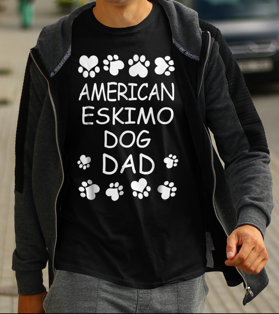 American Eskimo Dog Dad Paw Print Hearts T-Shirt