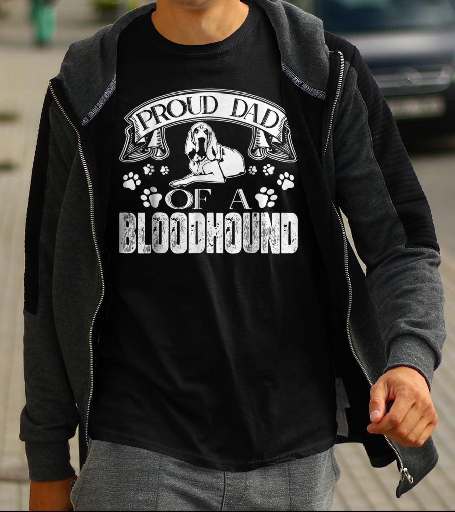 Proud Dad Of A Bloodhound With Paw Prints And Banner T-Shirt