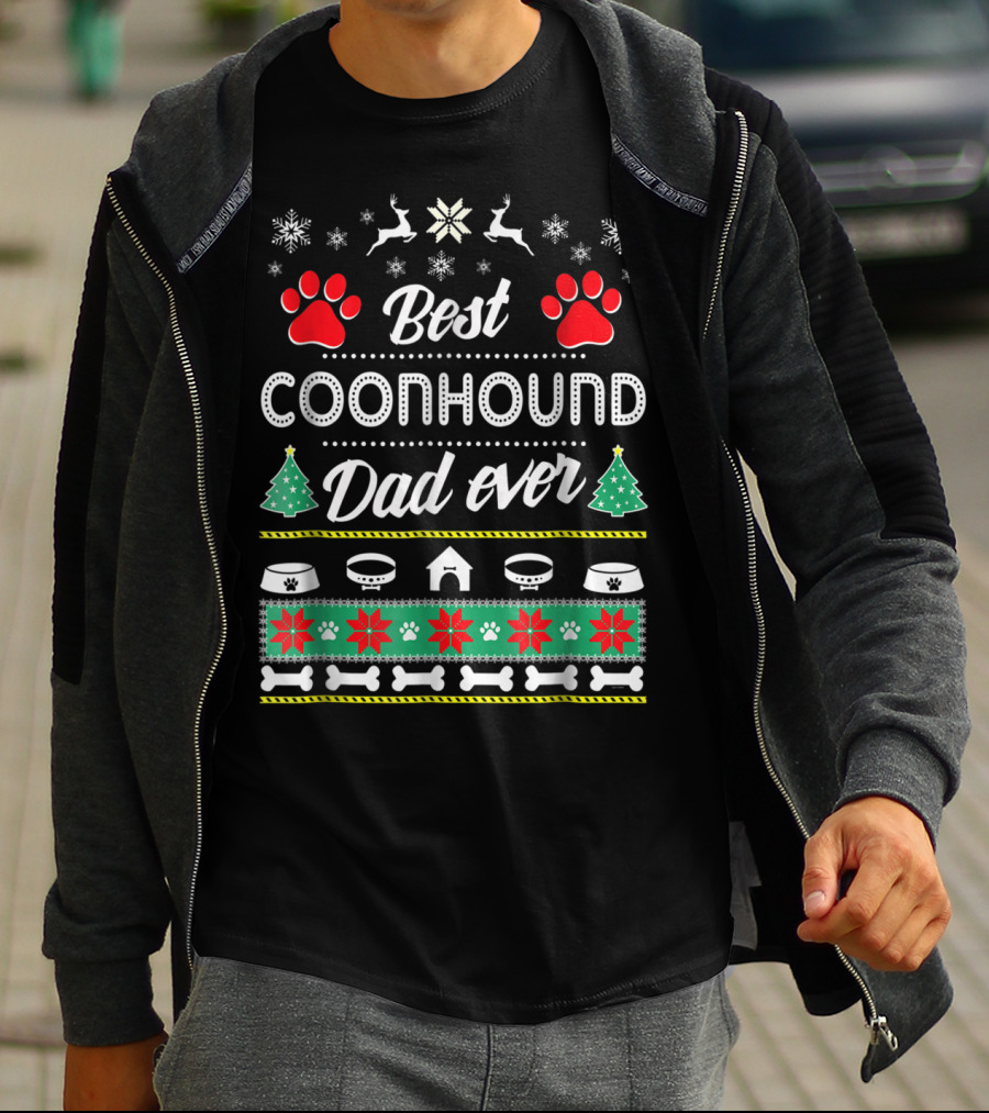 Best Coonhound Dad Ever Paws Trees Bones Snowflakes Reindeer T-Shirt
