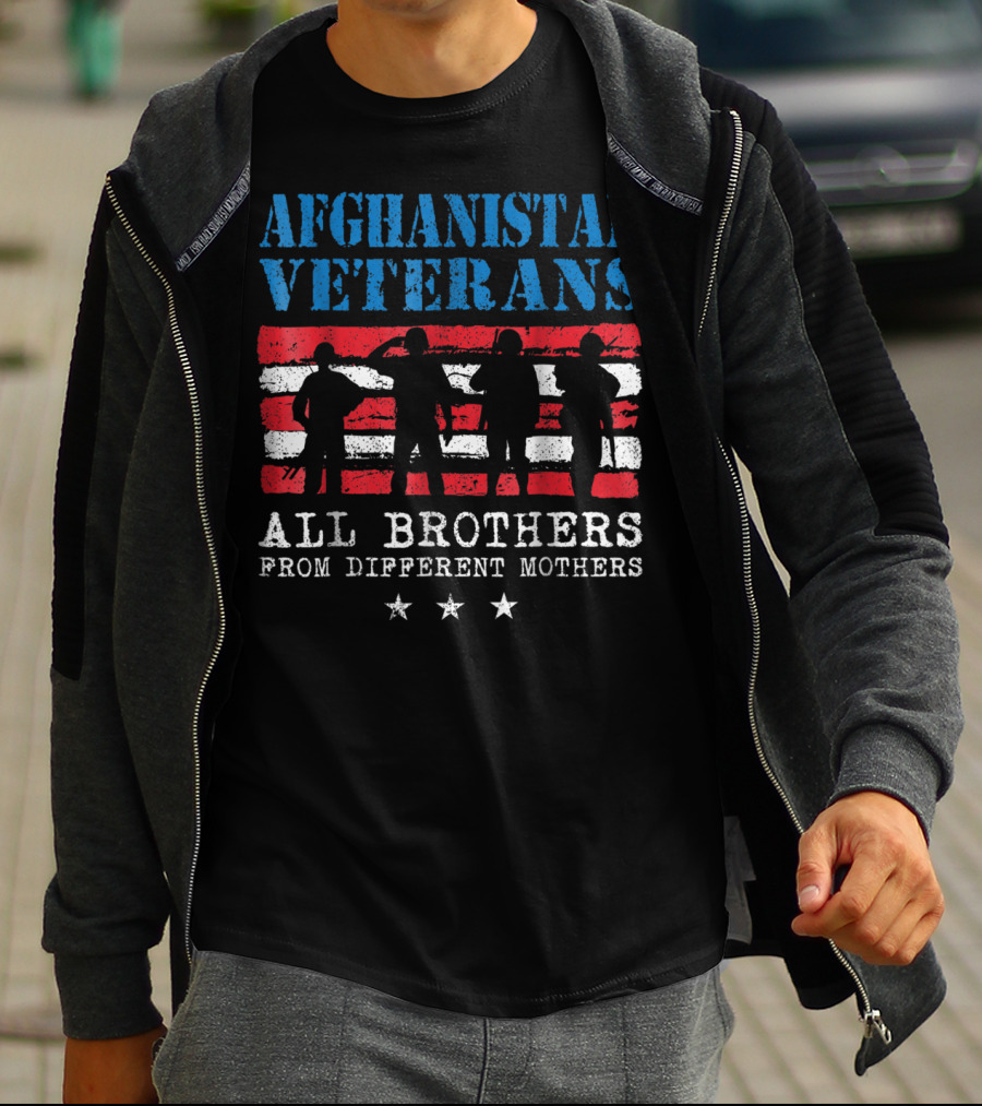 Afghanistan Veterans All Brothers From Different Mothers USA Dad Grandpa Veterans Day T-Shirt