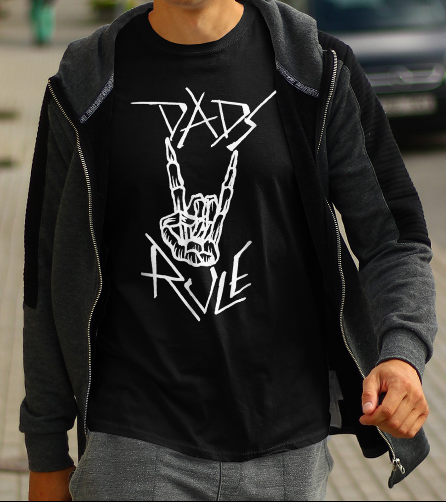 Best Dad Ever Dads Rule Rock Hand Symbol All Day65 T-Shirt