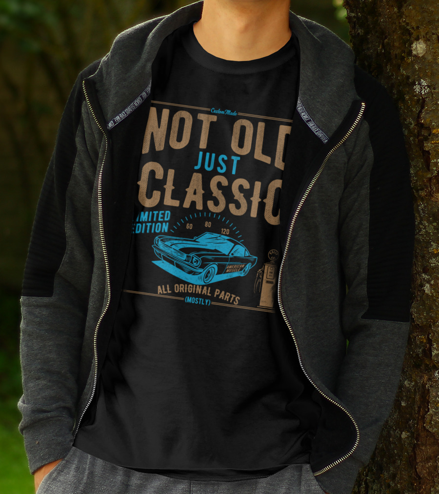 CustomMade Not Old Just Classic Car Dad Grandpa Birthday Christmas Fathers T-Shirt
