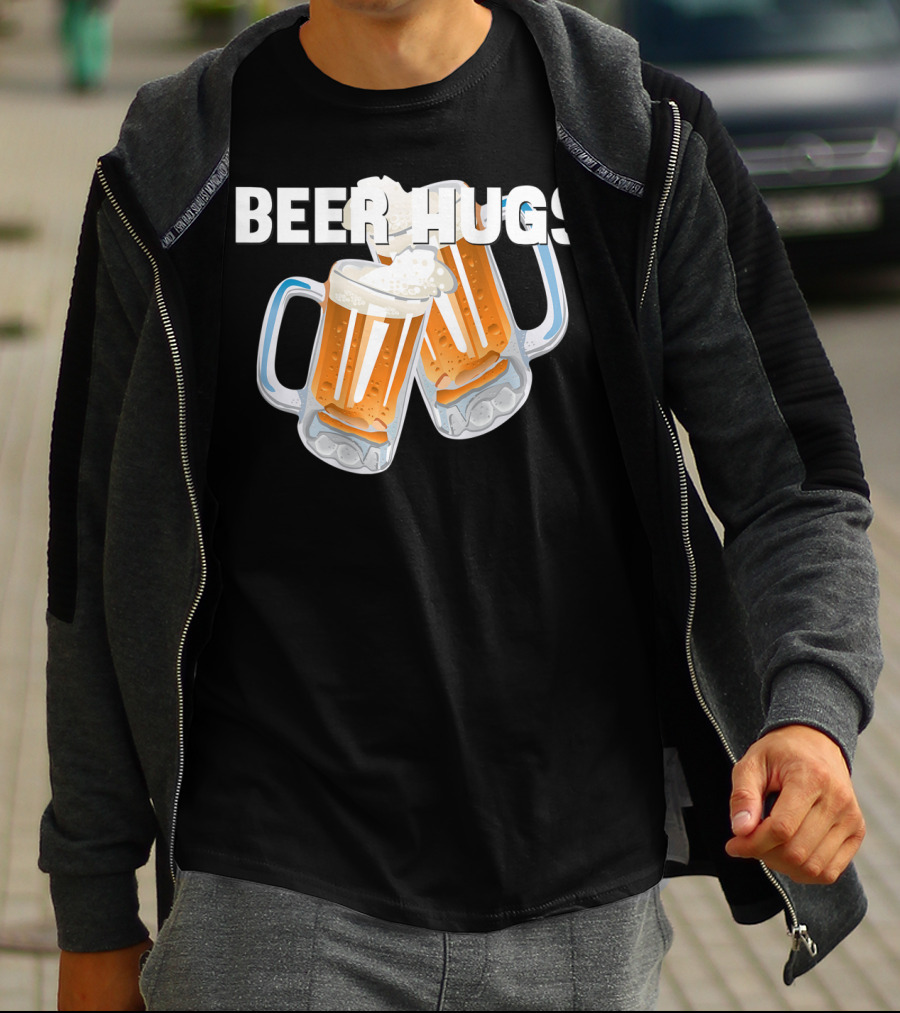 Beer Hugs Beer Drinking Dad Father Papa Husband35 T-Shirt