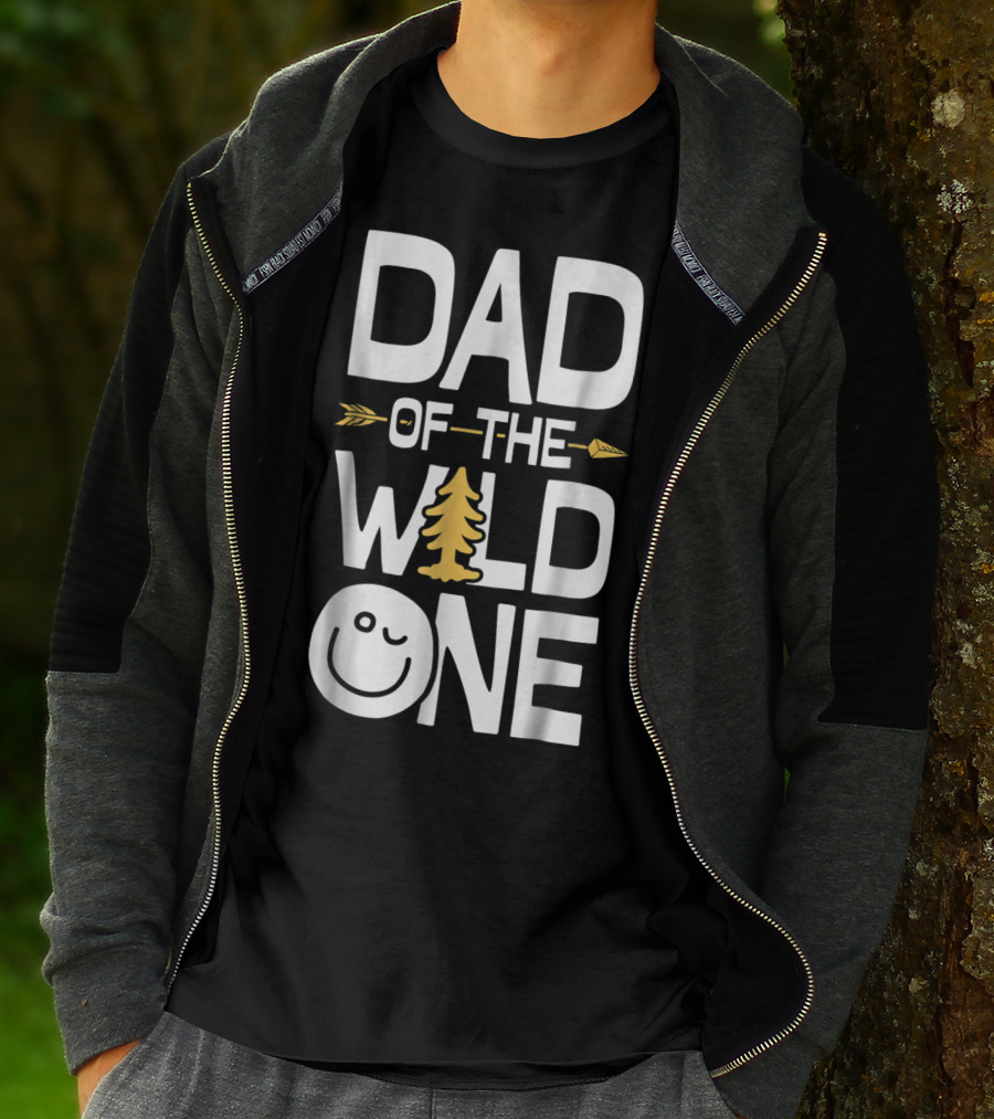Dad Of The Wild One Arrow Tree Smile Face T-Shirt