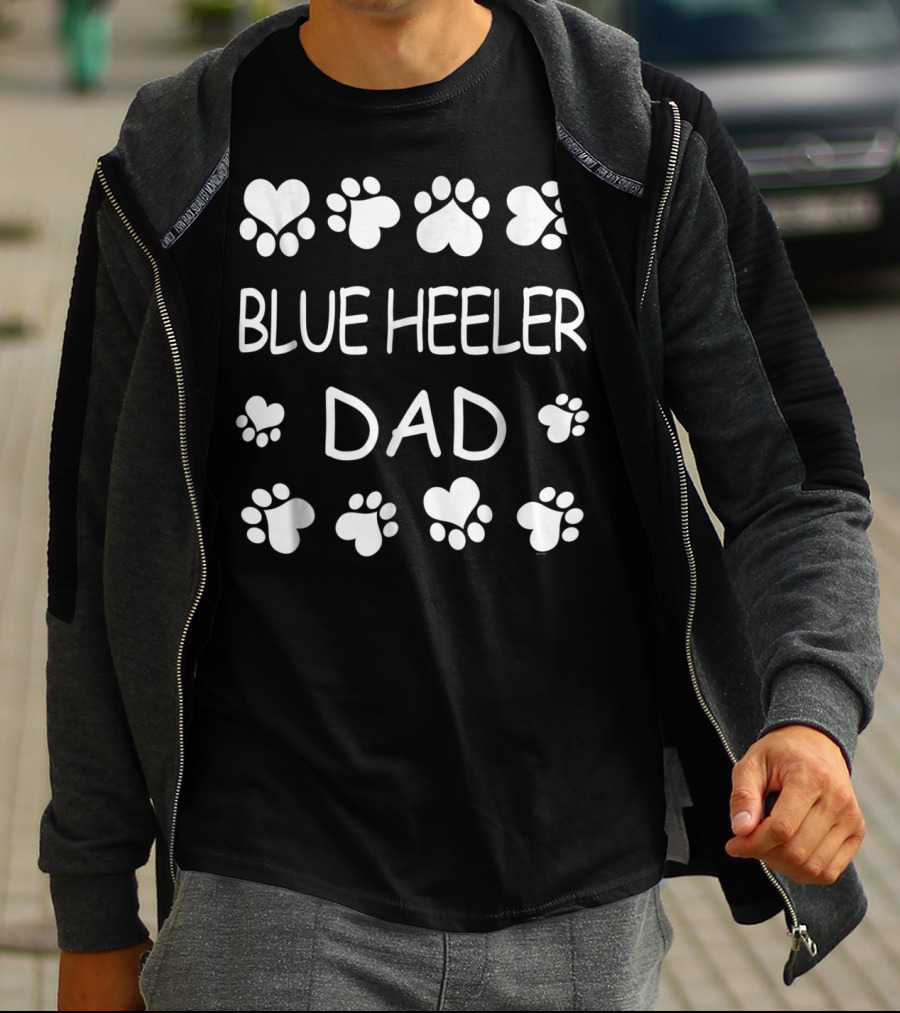 Blue Heeler Dad Pawprints Christmas Birthday T-Shirt