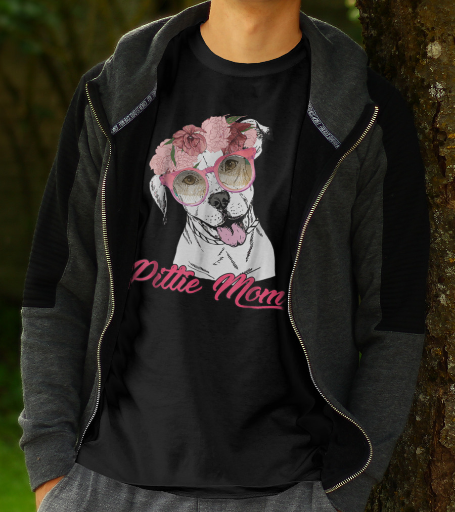 Pittie Mom With Flower Crown And Sunglasses Pitbull T-Shirt