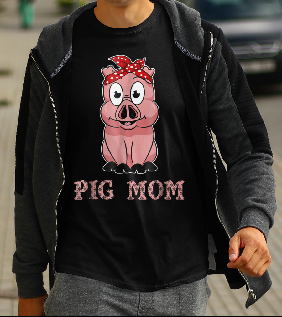 Pig Mom Bandana Cute For Girl And Women79 Whimsical Pig With Red Polka Dot Headband T-Shirt
