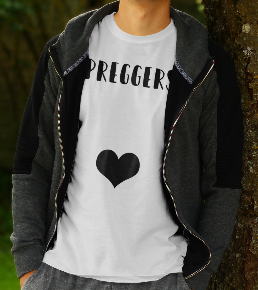 Preggers Announce Baby Prego Mom Heart Idea46 T-Shirt