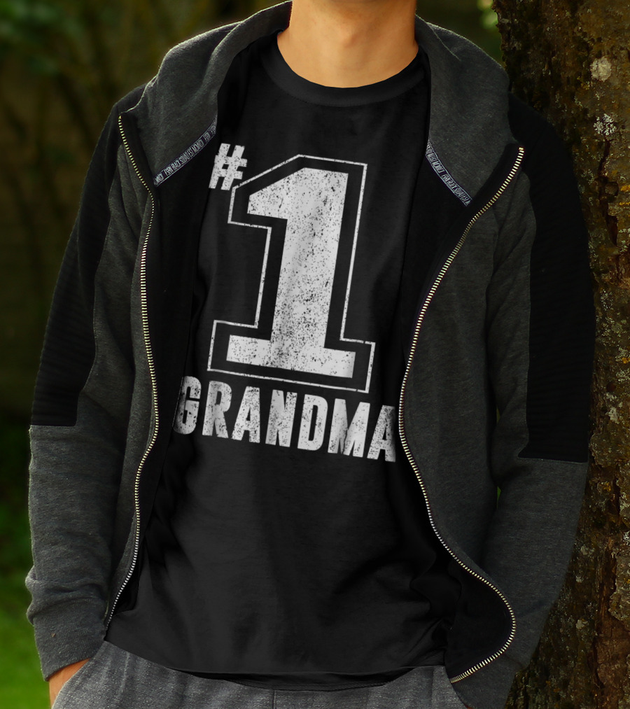 1 Grandma T-Shirt