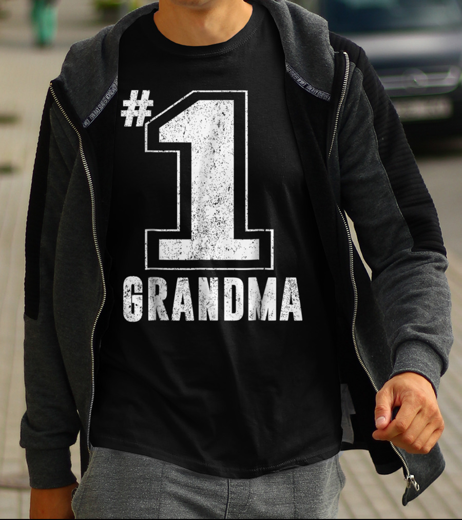 1 Grandma T-Shirt