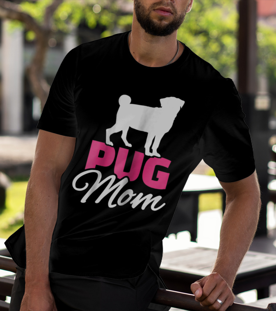 Pug Mom T-Shirt