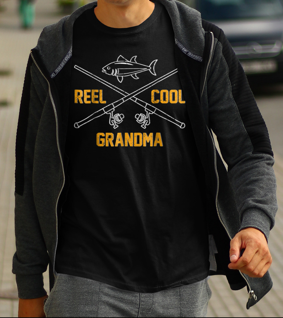 Reel Cool Grandma Fishing Mom Funny Grandmas T-Shirt