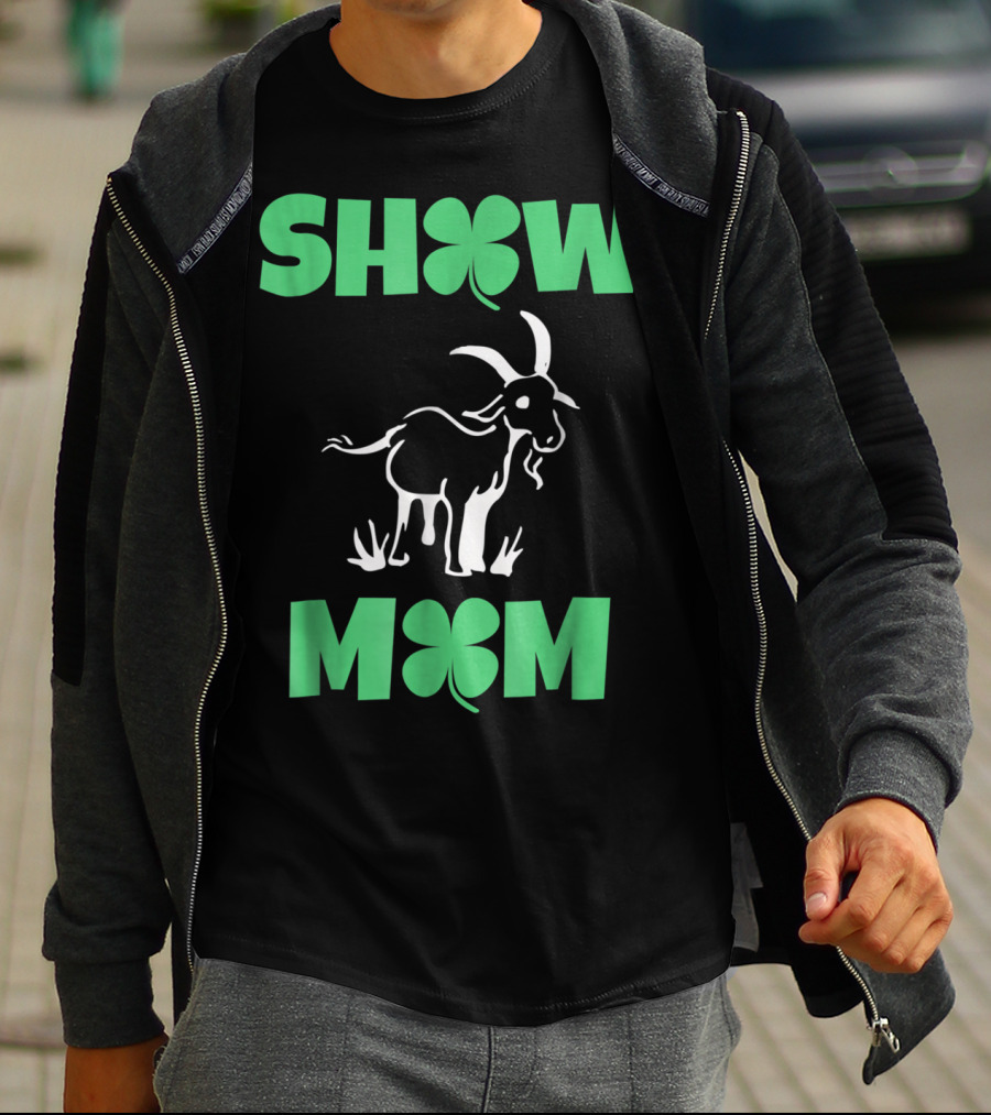 SHOW MOM CLOVER GOAT T-Shirt