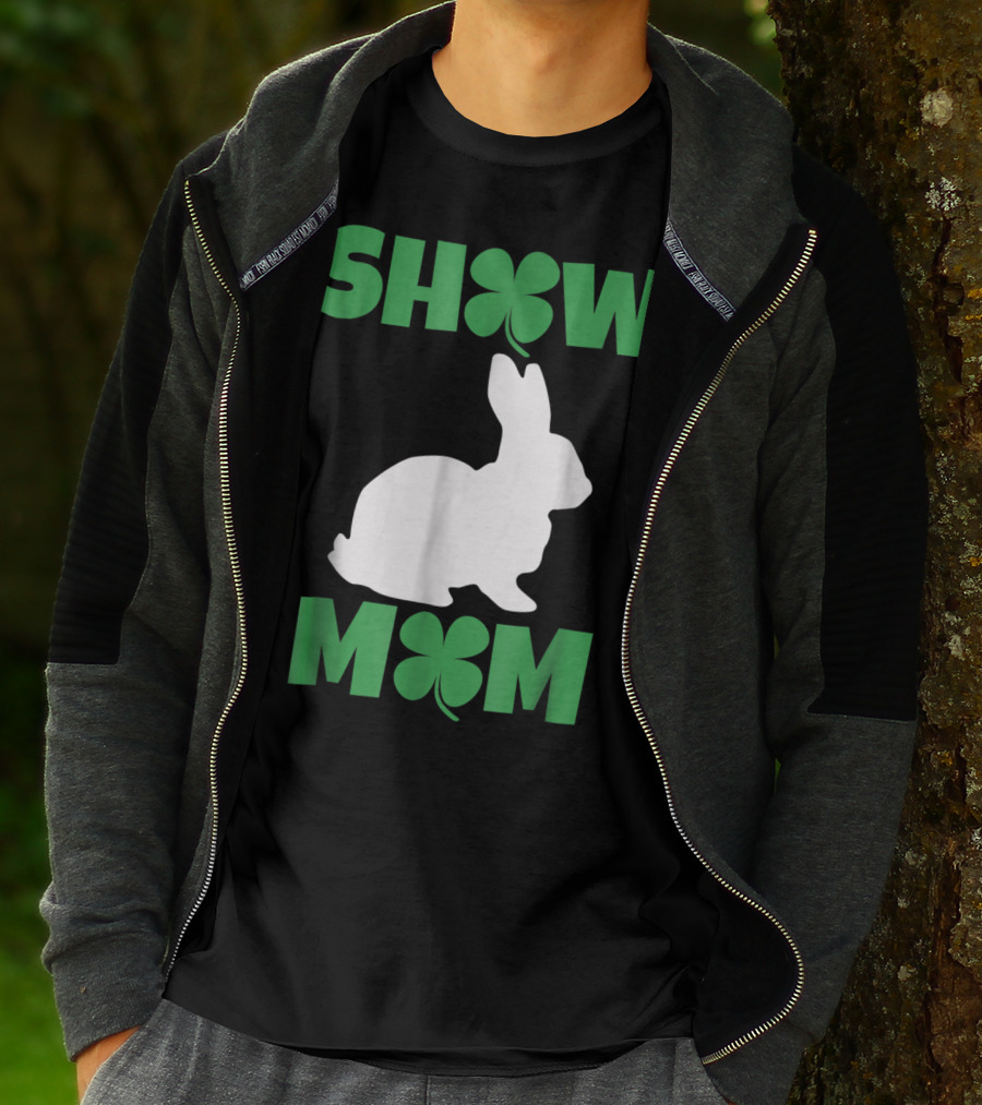 SHOW MOM CLOVER RABBIT T-Shirt