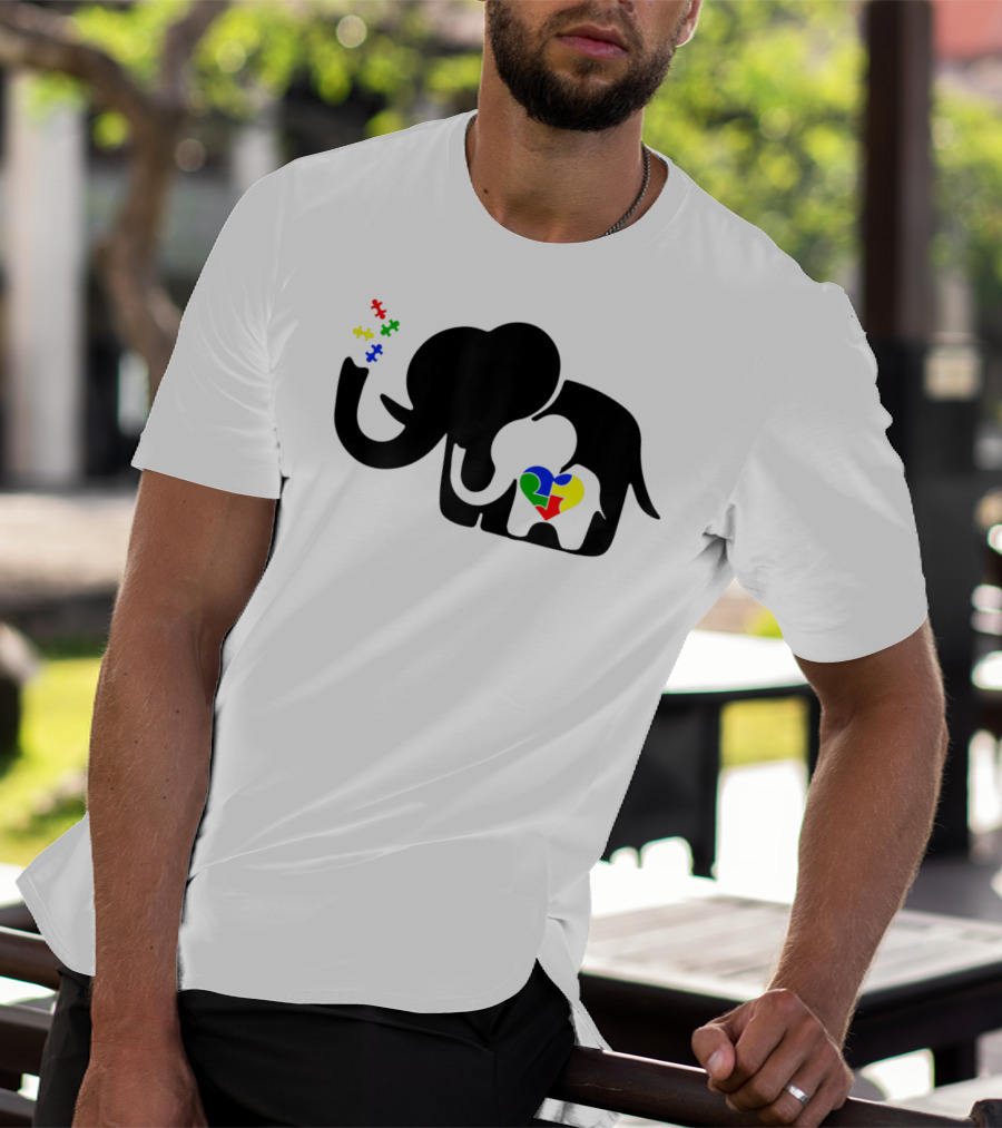 Autism Awareness Elephant With Puzzle Heart And Baby Elephant For Autism Mom T-Shirt