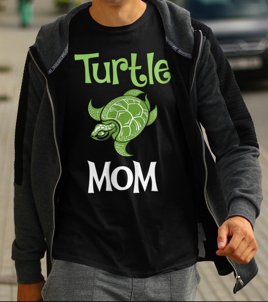 Turtle Mom Green Tortoise T-Shirt