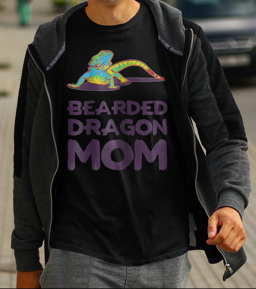 Bearded Dragon Mom Beardie Mother Lizard Retro Colorful T-Shirt