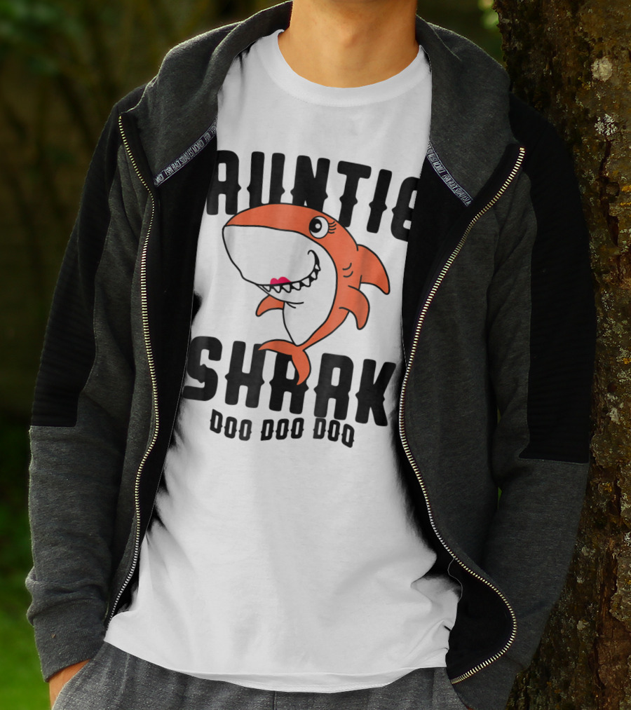 Auntie Shark Doo Doo Doo Mom Grandma Halloween Christmas T-Shirt