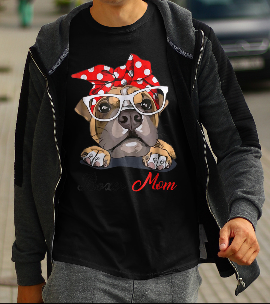 Boxer Mom Funny Boxer Dog With Glasses And Red Polka Dot Bandana T-Shirt