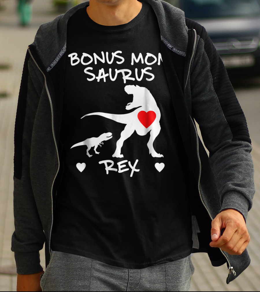 BONUS MOM SAURUS REX DINOSAUR HEARTS T-Shirt