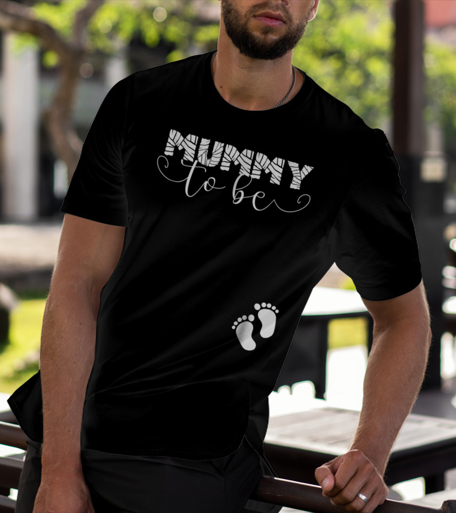Mummy To Be Halloween Pregnancy Baby Footprints T-Shirt
