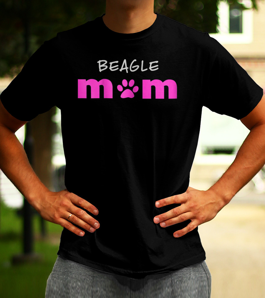 Beagle Mom Paw Prints T-Shirt
