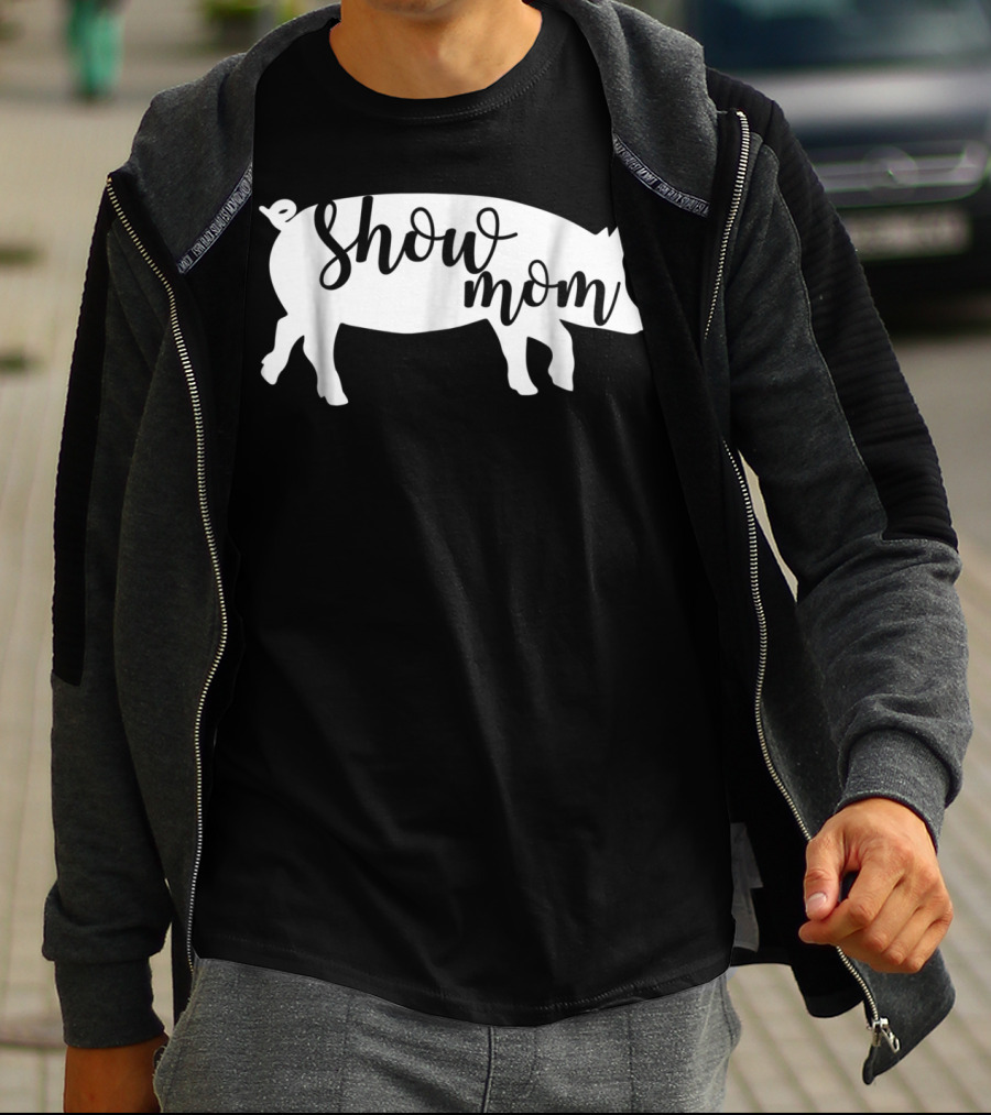 Show Mom Pig T-Shirt