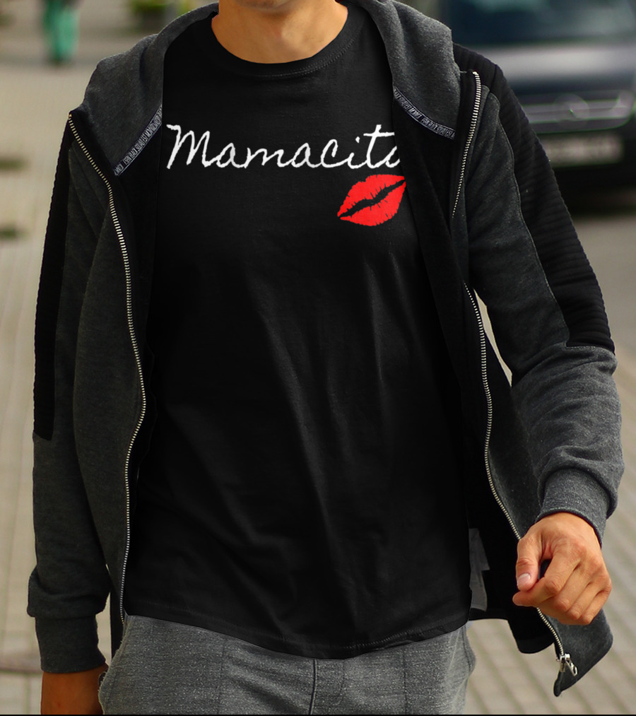 Mamacita Funny Cute USAMexican With Red Lips T-Shirt
