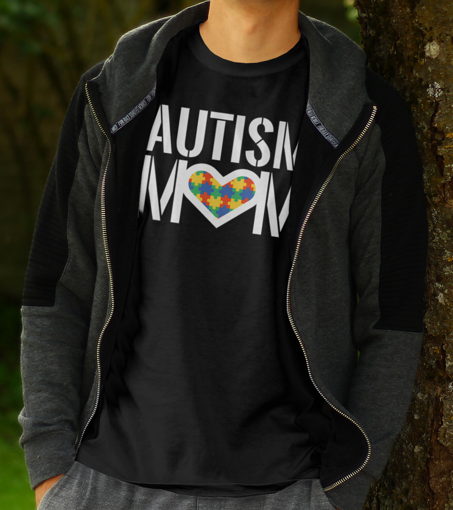 AUTISM MOM Heart Puzzle T-Shirt