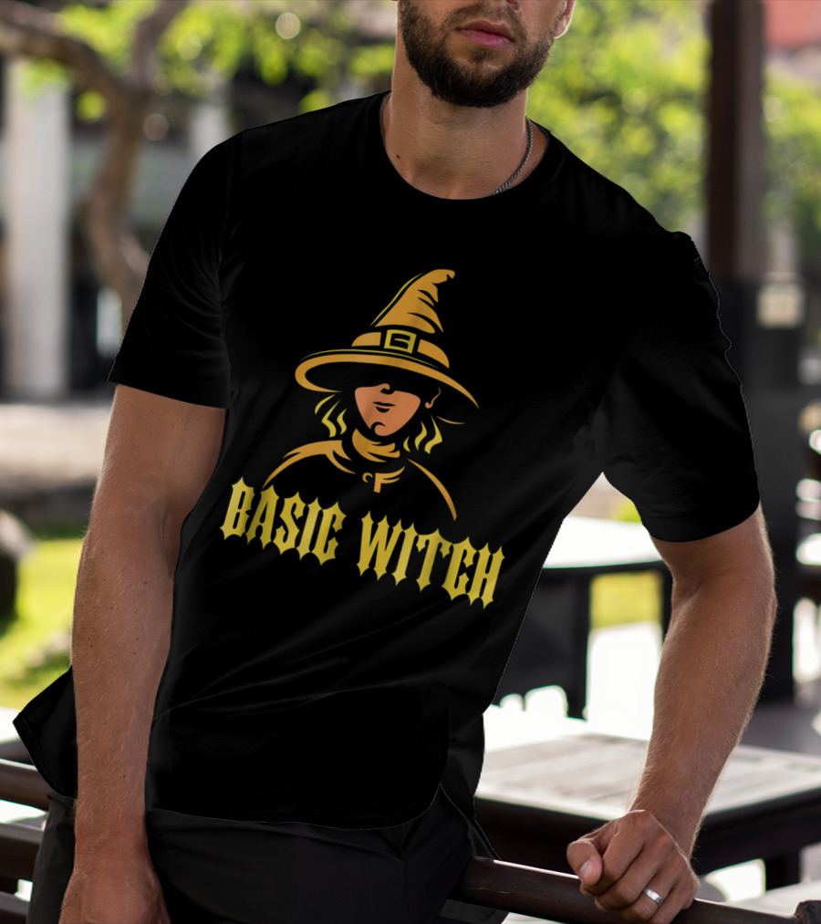 Basic Witch Hat Illustration Halloween T-Shirt